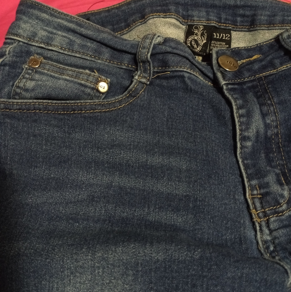 BOB - Picture 2 of 4